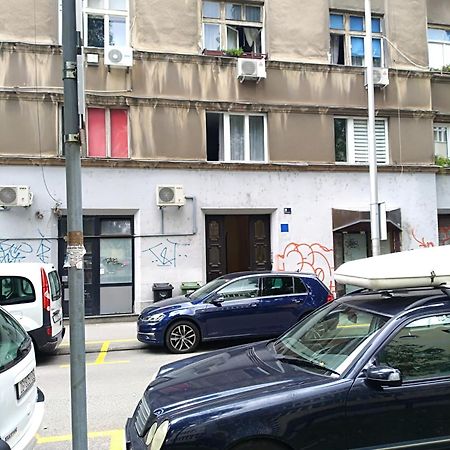 Mely Apartment In The City Center ザグレブ エクステリア 写真