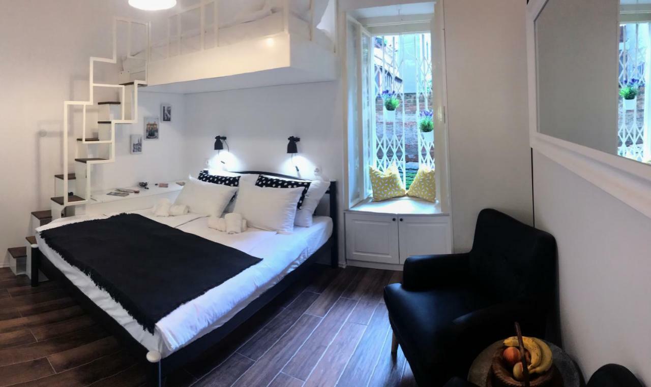 Mely Apartment In The City Center ザグレブ エクステリア 写真
